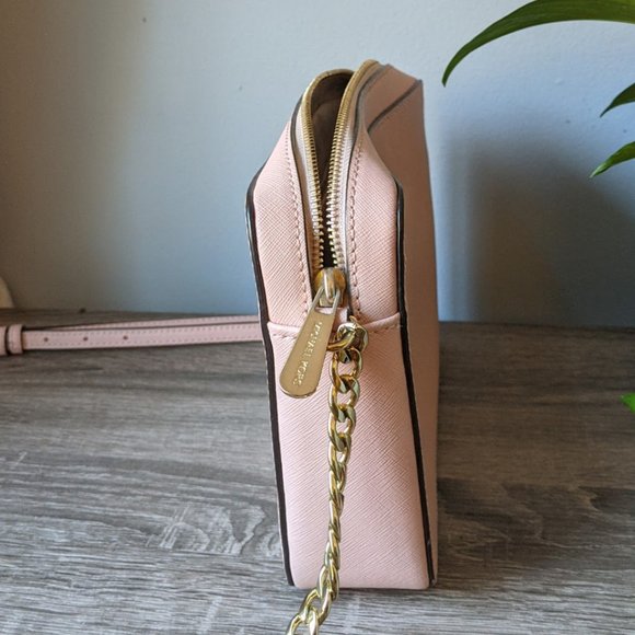 Michael Kors Crossbody - Picture 6 of 8